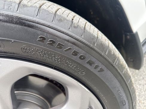 Used 2024 Honda Accord EX image 31