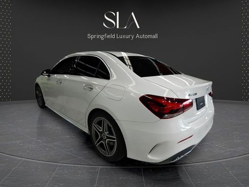 Used 2022 Mercedes-Benz A 220 4MATIC w/ AMG Line image 8