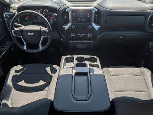 Used 2021 Chevrolet Silverado 1500 LT image 28