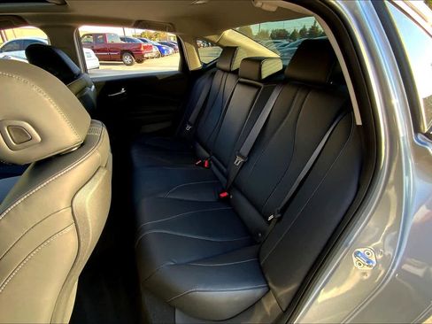 Certified 2025 Acura TLX w/ Technology Package image 19