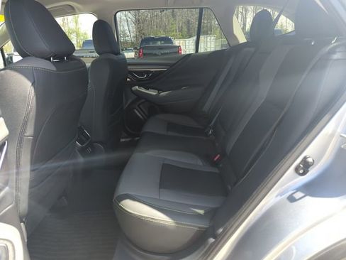 Used 2025 Subaru Outback Onyx Edition AWD/4WD image 30