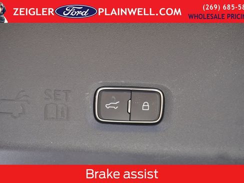 Used 2025 Ford Expedition Max Active image 14