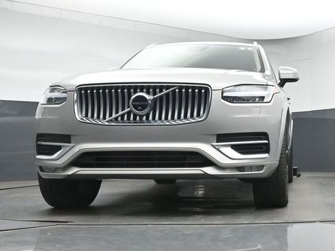 Used 2023 Volvo XC90 B6 Plus w/ Protection Package Premier AWD/4WD image 12