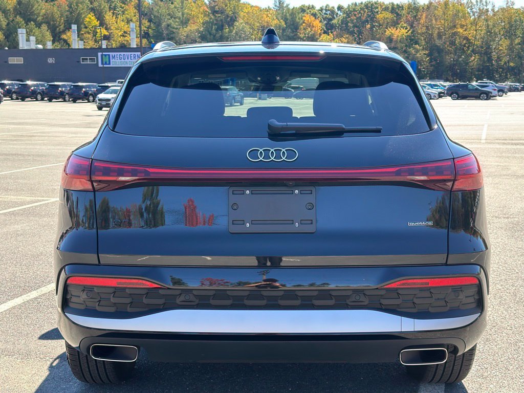 Used 2025 Audi Q5 Premium w/ Convenience Package AWD/4WD image 5