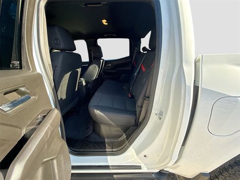 Used 2024 Chevrolet Colorado Z71 w/ Advanced Trailering Package image 23