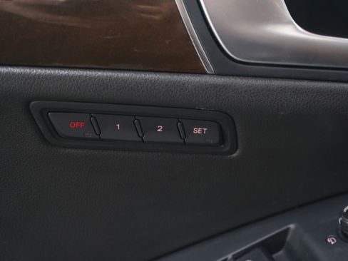 Used 2011 Audi Q5 2.0T Premium Plus image 23