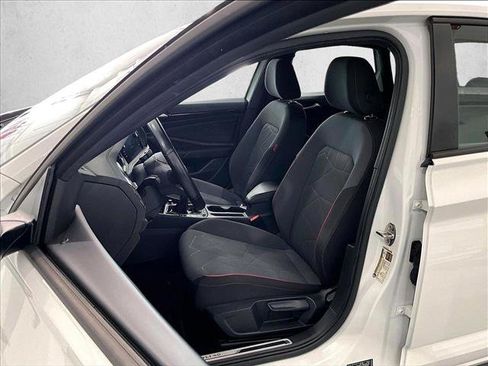 Used 2024 Volkswagen Jetta GLI 40th Anniversary Edition FWD image 27
