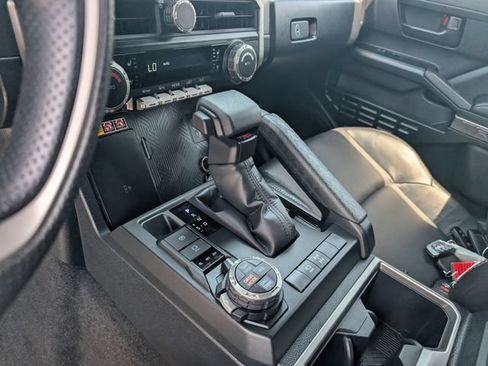 Used 2026 Toyota 4Runner TRD Off-Road Premium AWD/4WD image 21