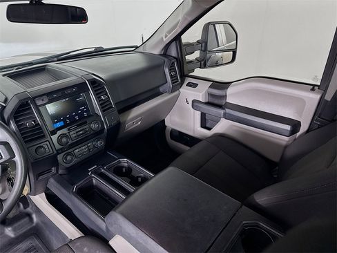 Used 2017 Ford F150 XL w/ Equipment Group 101A Mid image 22