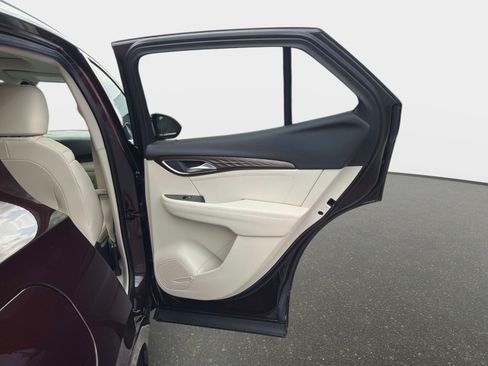 Used 2023 Buick Envision Avenir FWD image 24