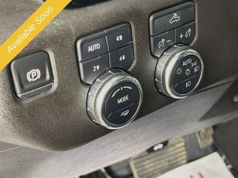 Used 2024 GMC Sierra 1500 Elevation w/ Preferred Package AWD/4WD image 10
