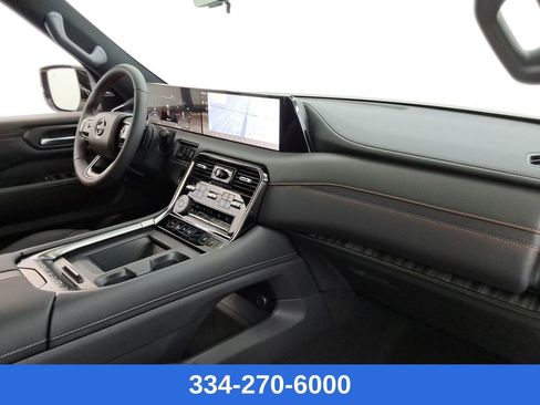 New 2025 Nissan Armada PRO-4X w/ Pro-4X Premium Package image 28