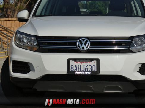 Used 2017 Volkswagen Tiguan S FWD image 17