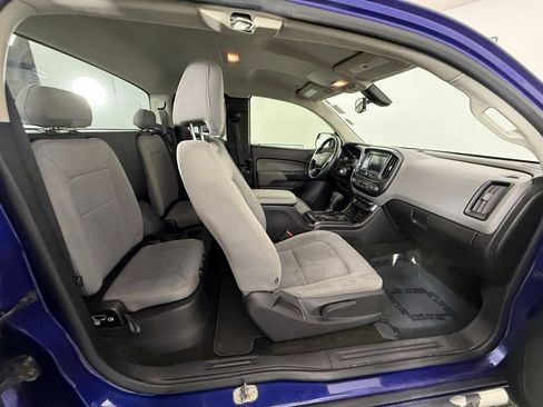 Used 2017 Chevrolet Colorado W/T image 16