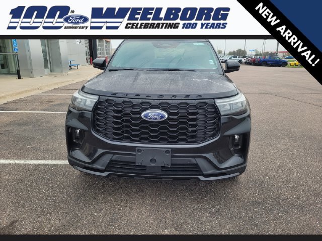 Certified 2025 Ford Explorer ST-Line w/ ST-Line Street Pack AWD/4WD image 2
