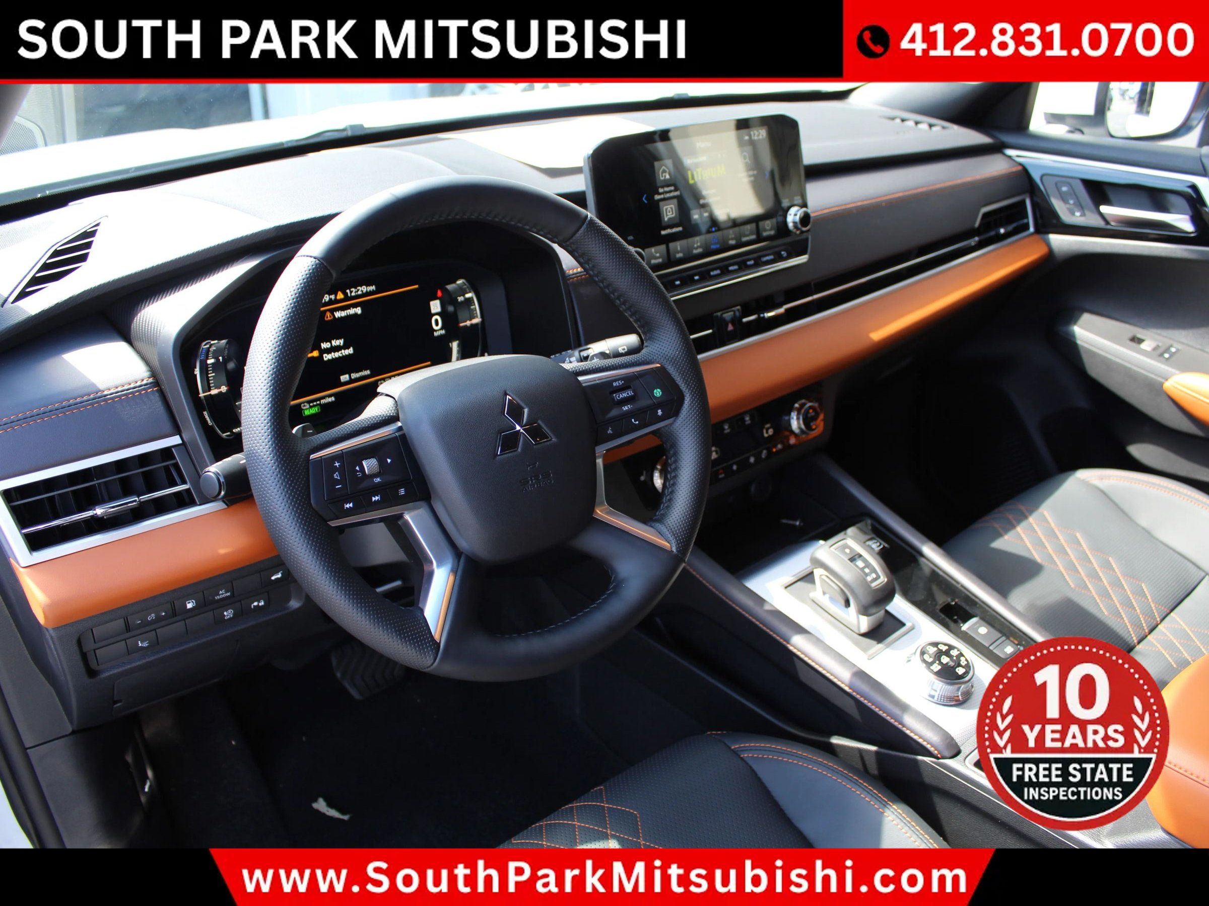 Used 2025 Mitsubishi Outlander 4WD Plug-In Hybrid image 11