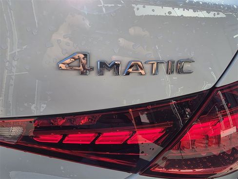 Certified 2025 Mercedes-Benz C 300 4MATIC Sedan image 40