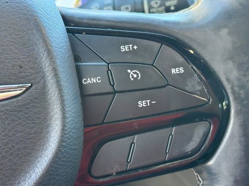 Used 2018 Chrysler Pacifica Touring Plus w/ S Appearance Package image 23