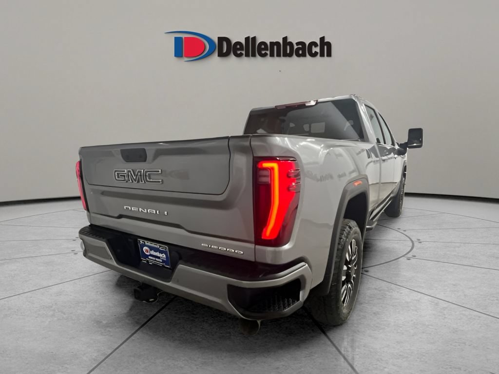 Used 2025 GMC Sierra 3500 Denali Ultimate AWD/4WD image 5