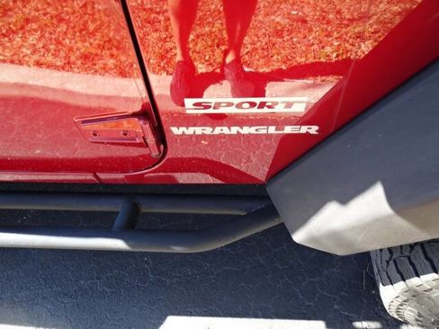 Used 2012 Jeep Wrangler Sport w/ Connectivity Group image 23