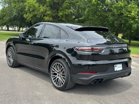 Used 2023 Porsche Cayenne S Platinum AWD/4WD image 4