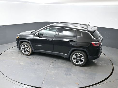 Used 2019 Jeep Compass Limited image 19