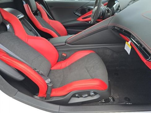 Used 2024 Chevrolet Corvette Stingray Premium Conv w/ Z51 Performance Package RWD image 23