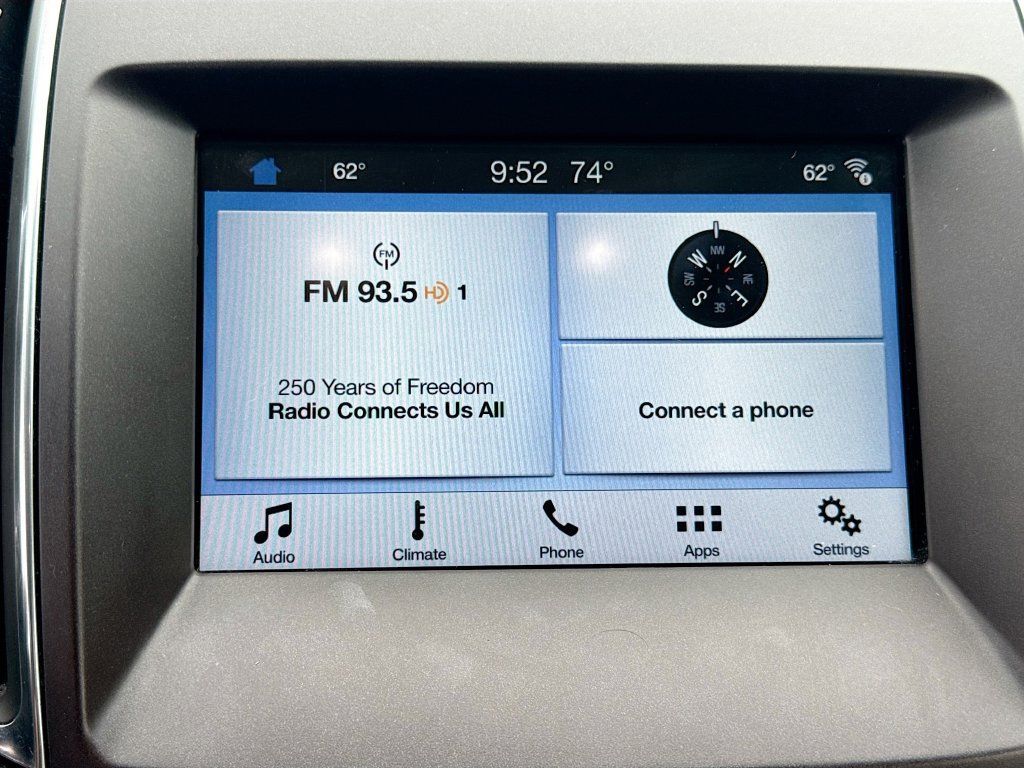 Used 2018 Ford Edge Titanium AWD/4WD image 15