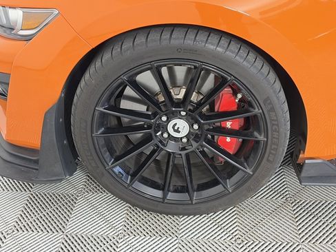 Certified 2020 Ford Mustang Shelby GT500 w/ Technology Package image 8