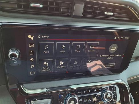 Used 2024 GMC Sierra 1500 AT4 w/ AT4 Premium Package image 4