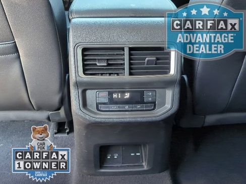 Used 2024 Volkswagen Atlas SE image 18