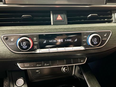 Used 2020 Audi A4 2.0T Premium w/ Convenience Package image 27