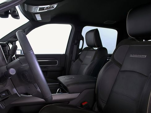 Used 2024 RAM 3500 Laramie w/ Night Edition image 21