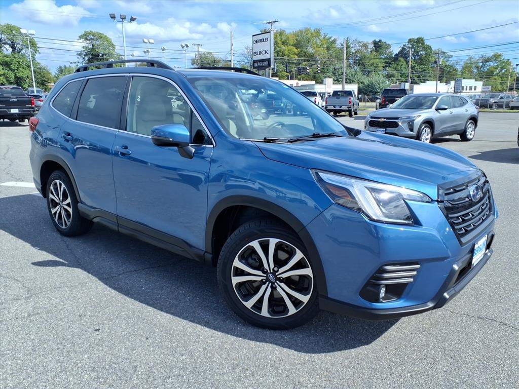 Used 2024 Subaru Forester Limited AWD/4WD image 2