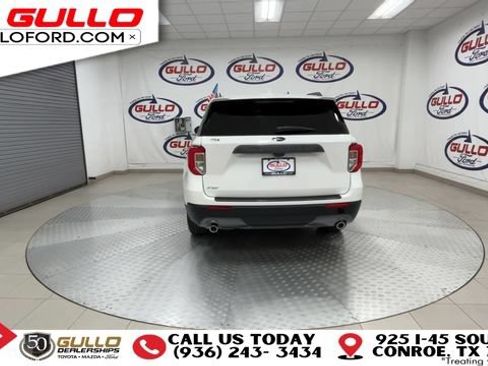 Certified 2022 Ford Explorer XLT w/ Equipment Group 202A RWD image 7