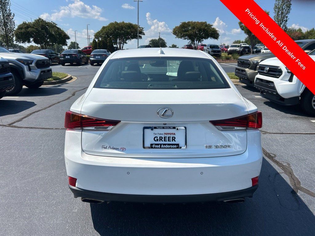 Used 2017 Lexus IS 200t w/ Premium Package RWD image 19