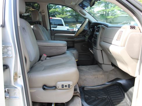 Used 2004 Dodge Ram 3500 Truck SLT w/ Trailer Tow Group AWD/4WD image 7