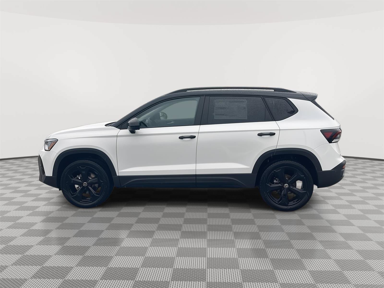 New 2026 Volkswagen Taos SE AWD/4WD image 10