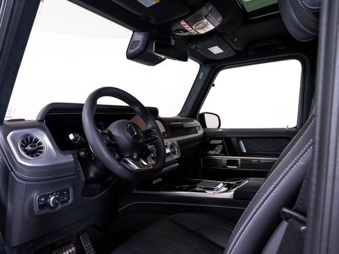 Used 2025 Mercedes-Benz G 63 AMG 4MATIC image 14