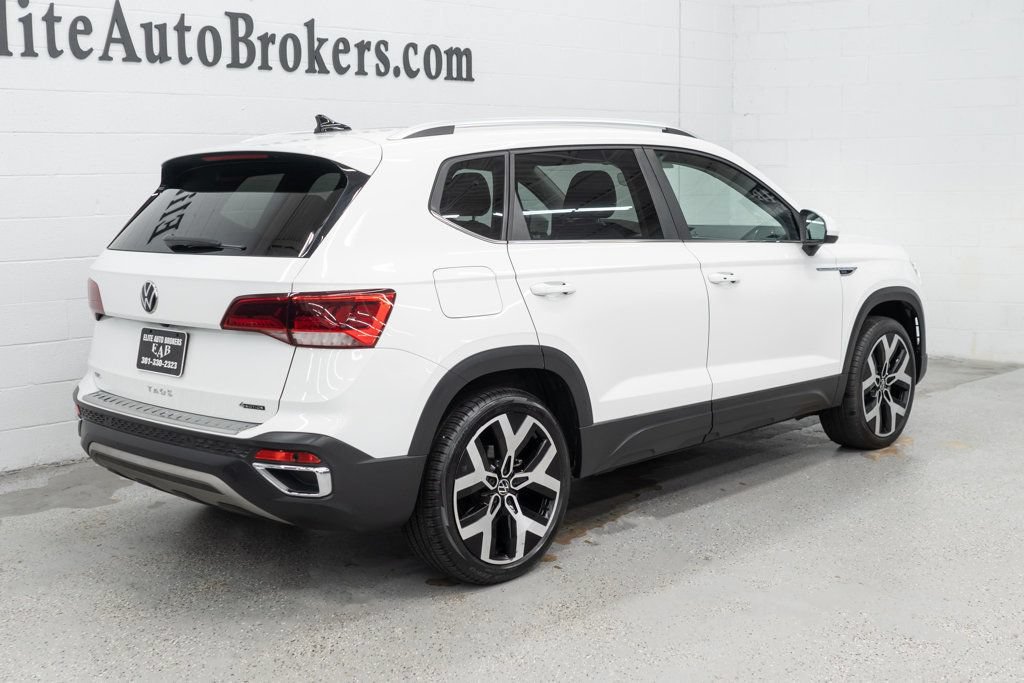 Used 2023 Volkswagen Taos SEL AWD/4WD image 37