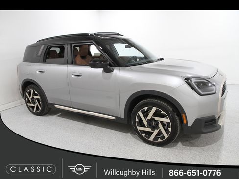 Certified 2025 MINI Cooper Countryman S image 1