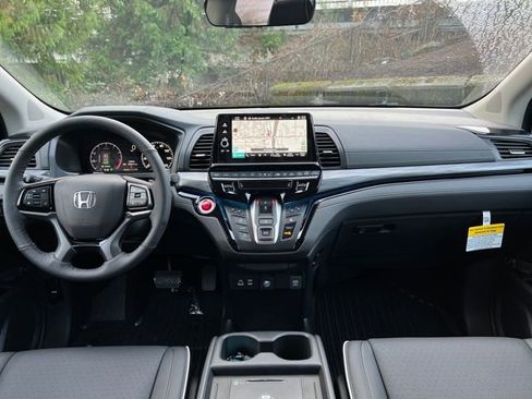 New 2026 Honda Odyssey Elite image 12