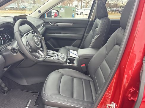 New 2025 MAZDA CX-5 AWD 2.5 S w/ Premium Plus Pkg image 14