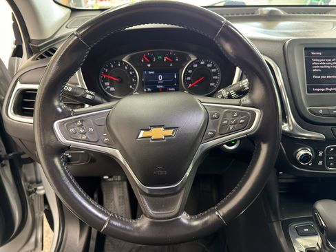 Used 2022 Chevrolet Equinox LT image 15