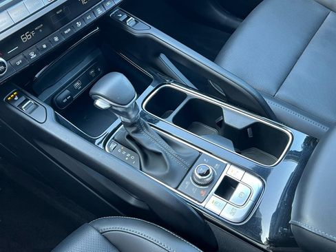 Used 2025 Kia Telluride S image 26