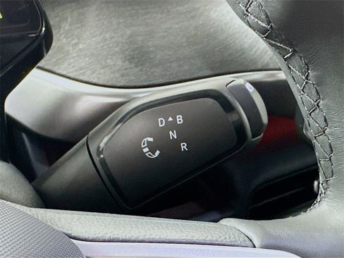 New 2025 Volkswagen ID. Buzz Pro S image 22