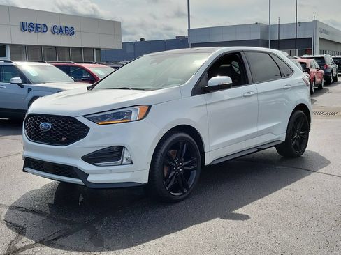 Certified 2022 Ford Edge ST w/ Equipment Group 401A AWD/4WD image 8