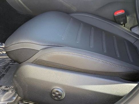 New 2026 Mercedes-Benz C 300 Sedan image 4