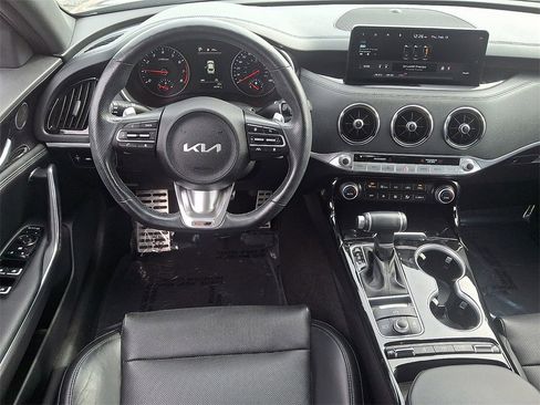 Certified 2022 Kia Stinger GT-Line image 12