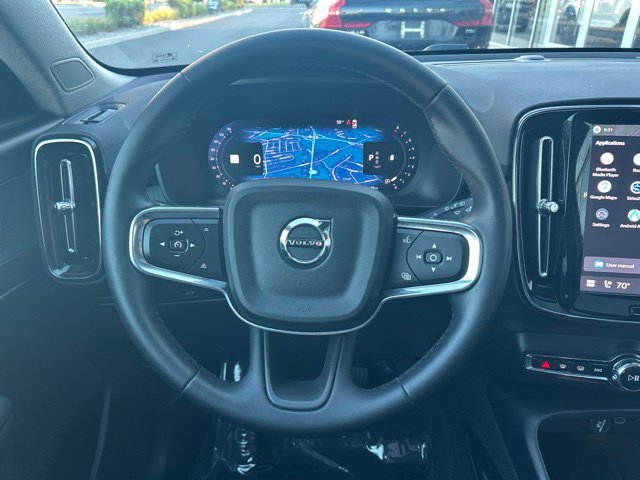 Used 2026 Volvo XC40 B5 Plus AWD/4WD image 17